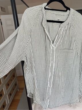 aerie Gray and White Striped Button-Down Shirt